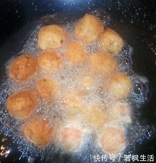 肉丸子|炸肉丸子,牢记“3加2不加”,保证香酥可口,不散不腥不糊,好吃