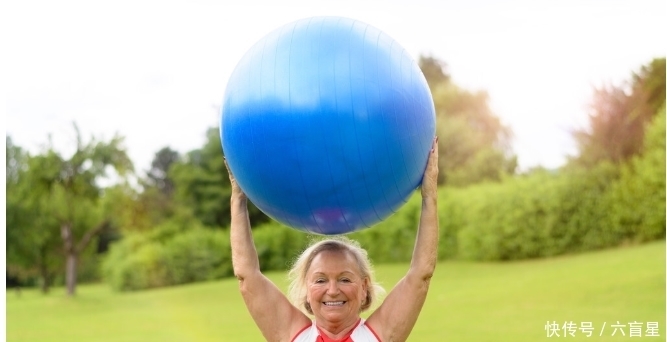 65歲以上老人,可以通過以下鍛煉延緩衰老,還能恢復(fù)身體機(jī)能