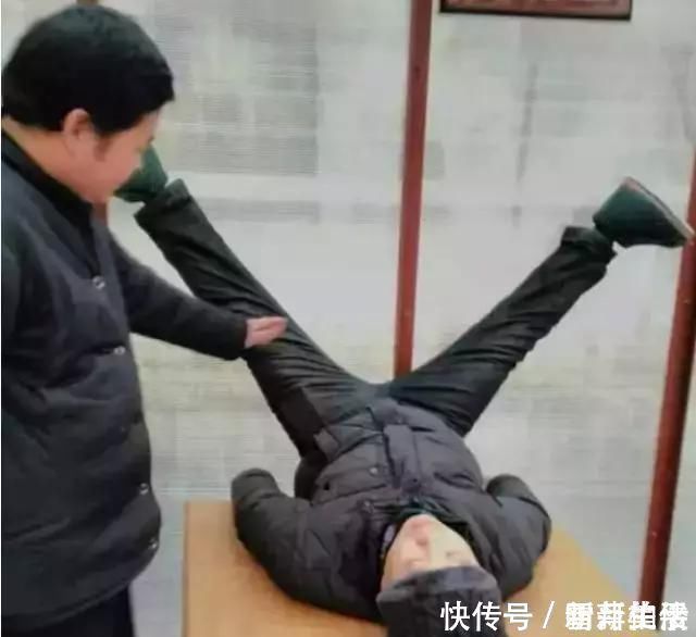 男科|睡前一个小功法,大补肝肾,疏通五条经,男女都受益~