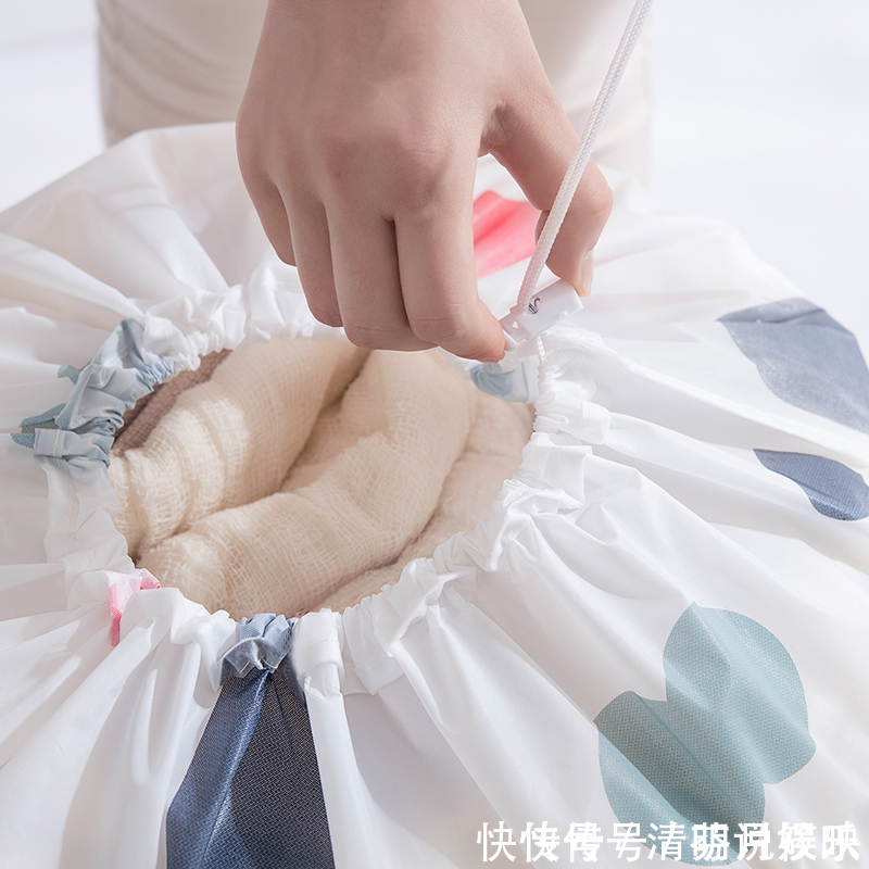 客厅|越来越多人不用沙发罩!如今流行下图这样的,一铺上客厅就大变样