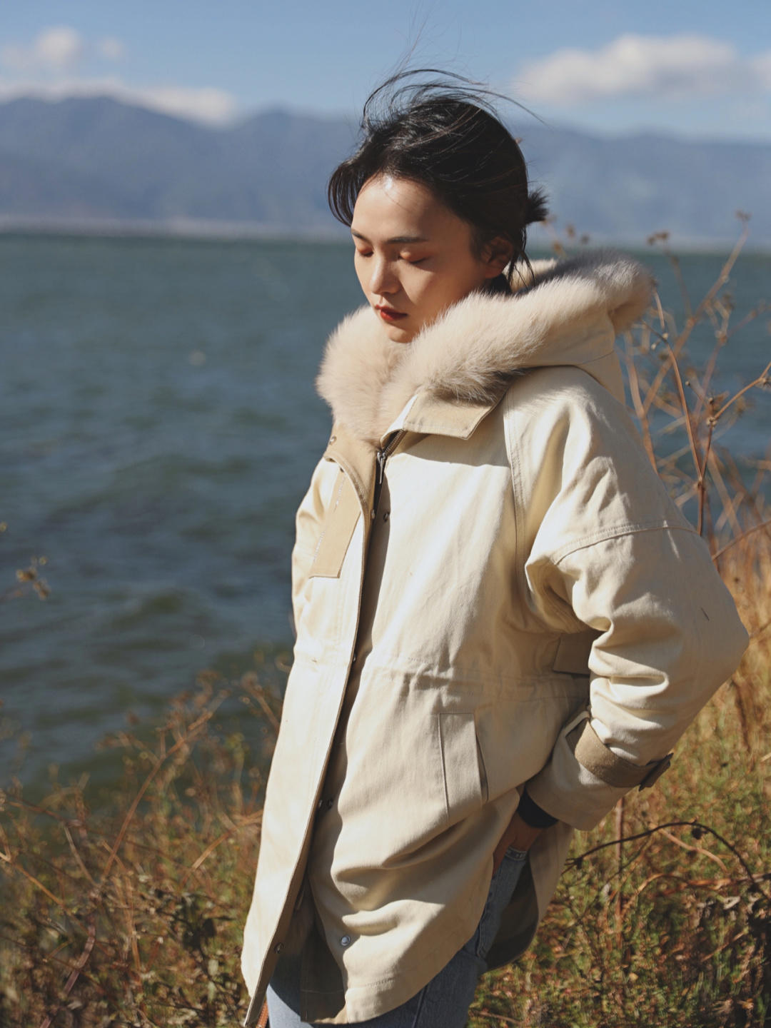 棉服|一件质量好的“棉衣”舒适又保暖,这四款正受宠,让你美得很气质