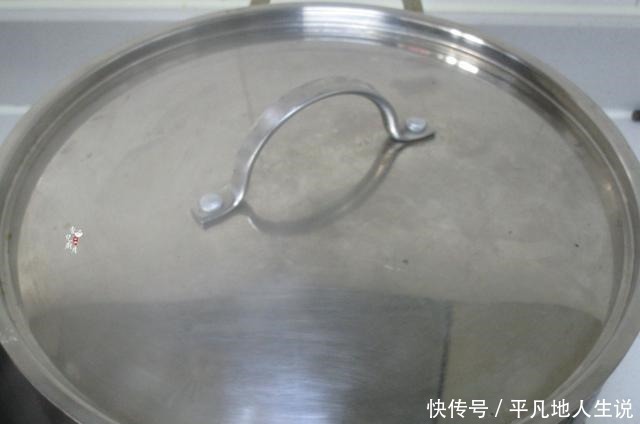 糯米粉这样做,比汤圆好吃多了,我家儿子连吃了5个才停嘴