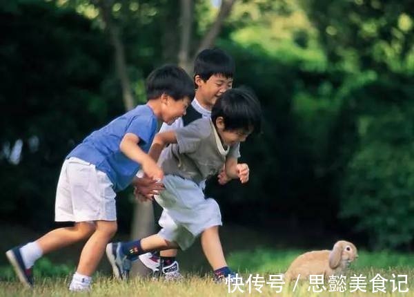 社交|宝宝不爱主动交朋友孩子的社交能力,家长从小就该有意识的培养