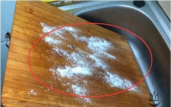 菜板|菜板脏了,万万不可用洗洁精洗,教你一招,立马干净如新还不发霉