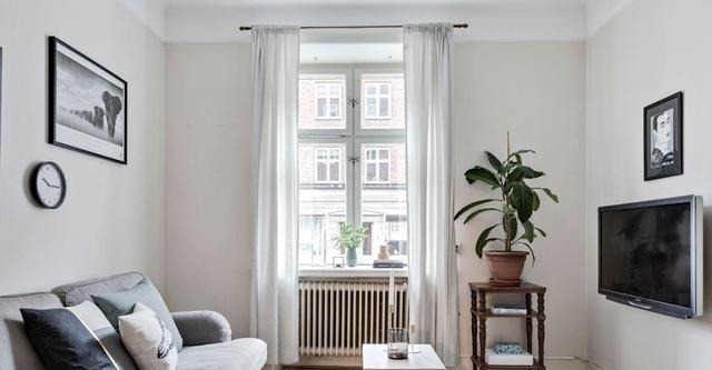 书房|小户型64㎡,他坚持装一半玄关,在储藏室里做书房!太聪明了!