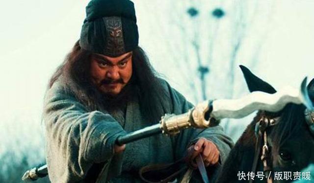关羽|孔明为何要独派关羽伏兵华容道，谁知其中隐藏着三个极大的秘密！