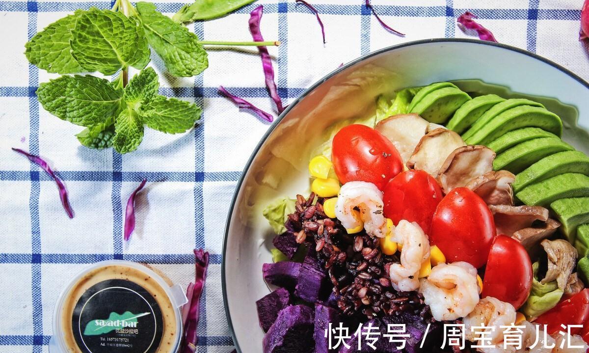 睡眠质量|老得慢的女性，多半拥有4个“共性”，紧致皮肤不长皱，人漂亮