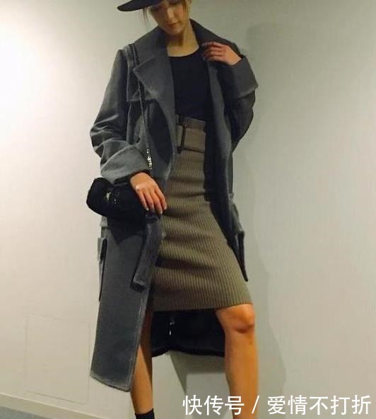 底裤|年过40岁的女人,别再大衣配打底裤了!学会这样穿,减龄又优雅