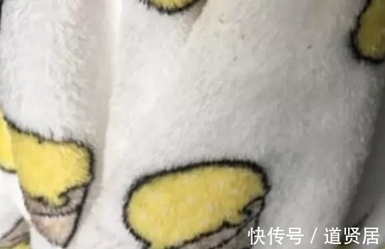 睡衣|女子贪小便宜，在网上买了件便宜睡衣，穿了几个月后，悲剧发生了