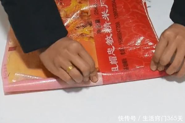 厨房|米袋子扔掉等于在扔钱!剪几刀放在厨房里,全家人都要抢着用!