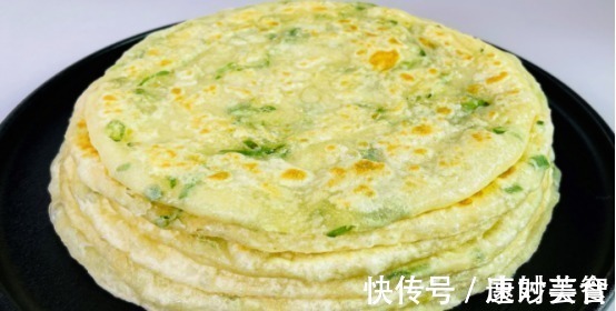 步骤|简单的葱油饼做法，当早餐吃很合适，柔软多层喷喷香
