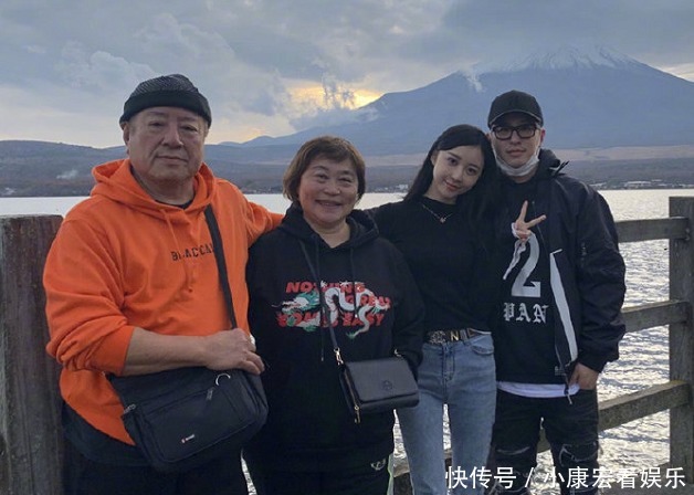 宣云|“天王嫂训练营”风波后，宣云晒照秀厨艺，潘玮柏火速评论破不和