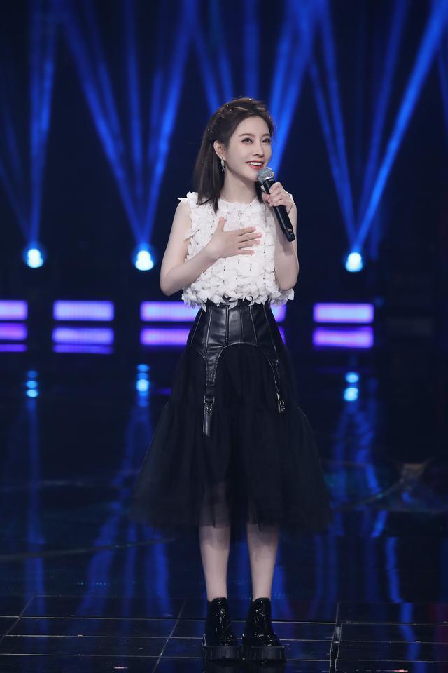 我们的歌 东方卫视《我们的歌》第二季举办开播发布会李健成功追星谭咏麟