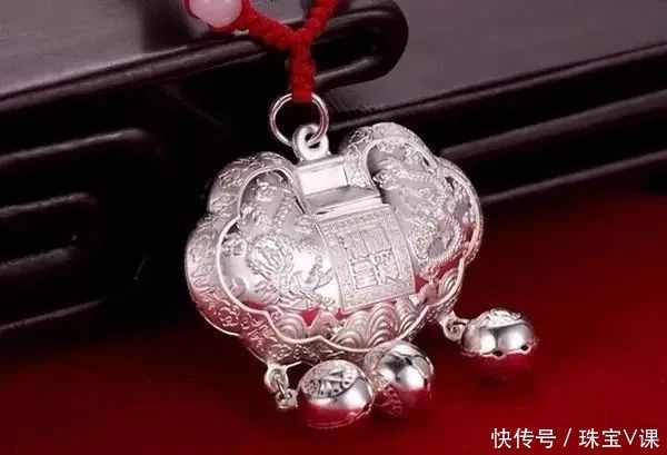 说女人戴了硬银会出事?今天告诉你真相