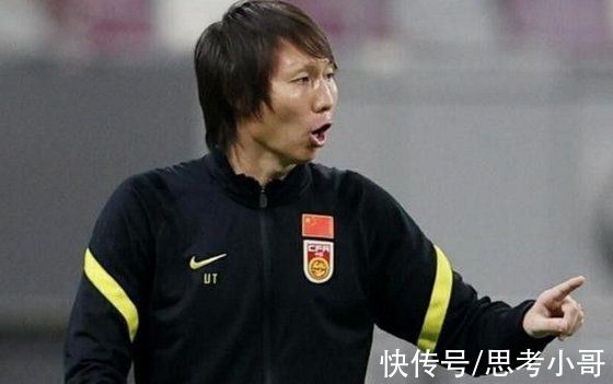 主帅|李铁下课后首亮相!与新主帅李霄鹏合影很开心，心情丝毫未受影响
