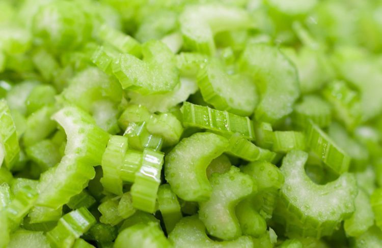 血压|降压的芹菜吃不好，也会造成高血压，芹菜不是随便做就能吃的健康