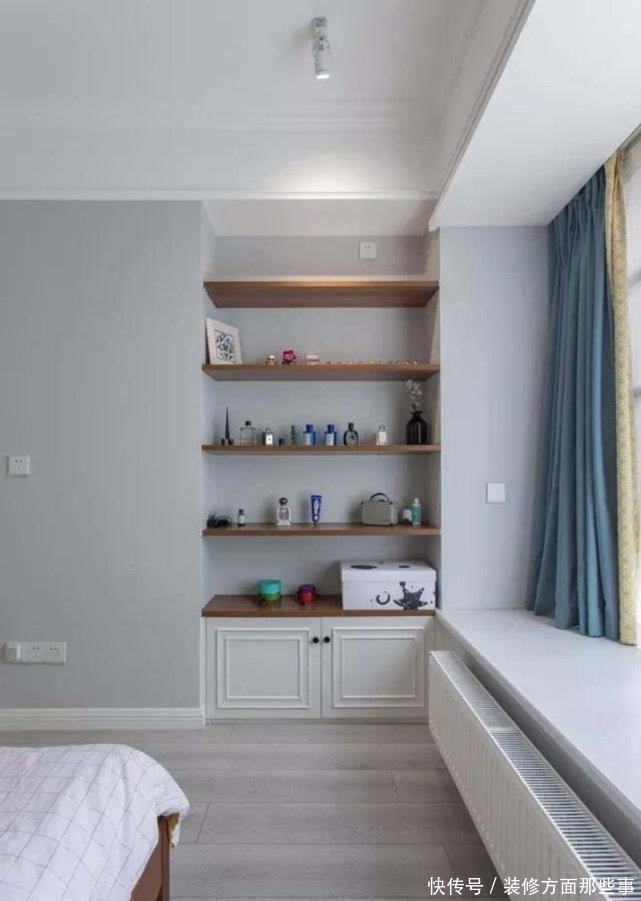 背景墙|125平北欧风三居室,餐桌在沙发后面可以一边吃饭一边看电视