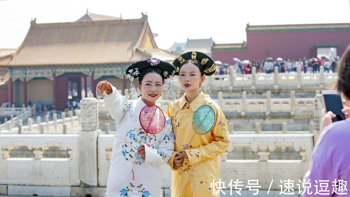 流传|清朝皇妃经过层层选拔，为何流传下来的照片，大都长得比较爱国