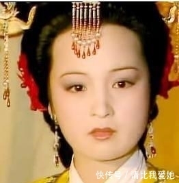 判词@榴花曾照宫闱红《红楼梦》元春:有无孩子,为何封妃,逝世真相?