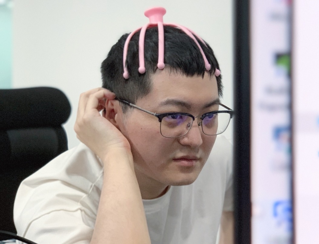 唯独|梦泪游戏好友栏为何唯独没老帅？VV一生基友，小小飞永远的闺蜜
