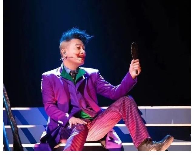 《追光吧哥哥》這檔綜藝，熱度為何沒有《披荊斬棘的哥哥》高？