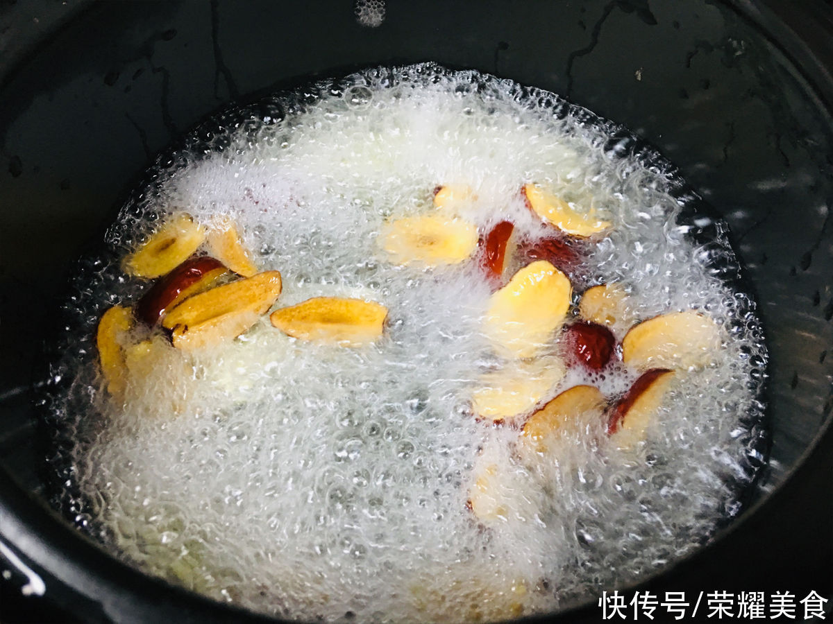 姜棗茶|夏天要懂得吃姜，這一杯姜棗茶真的不能錯(cuò)過(guò)，可以一直喝到秋天前