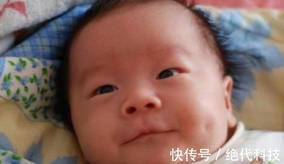 特点|满月里的宝宝有5个特点,说明不仅智商非常高,还可能是小天才