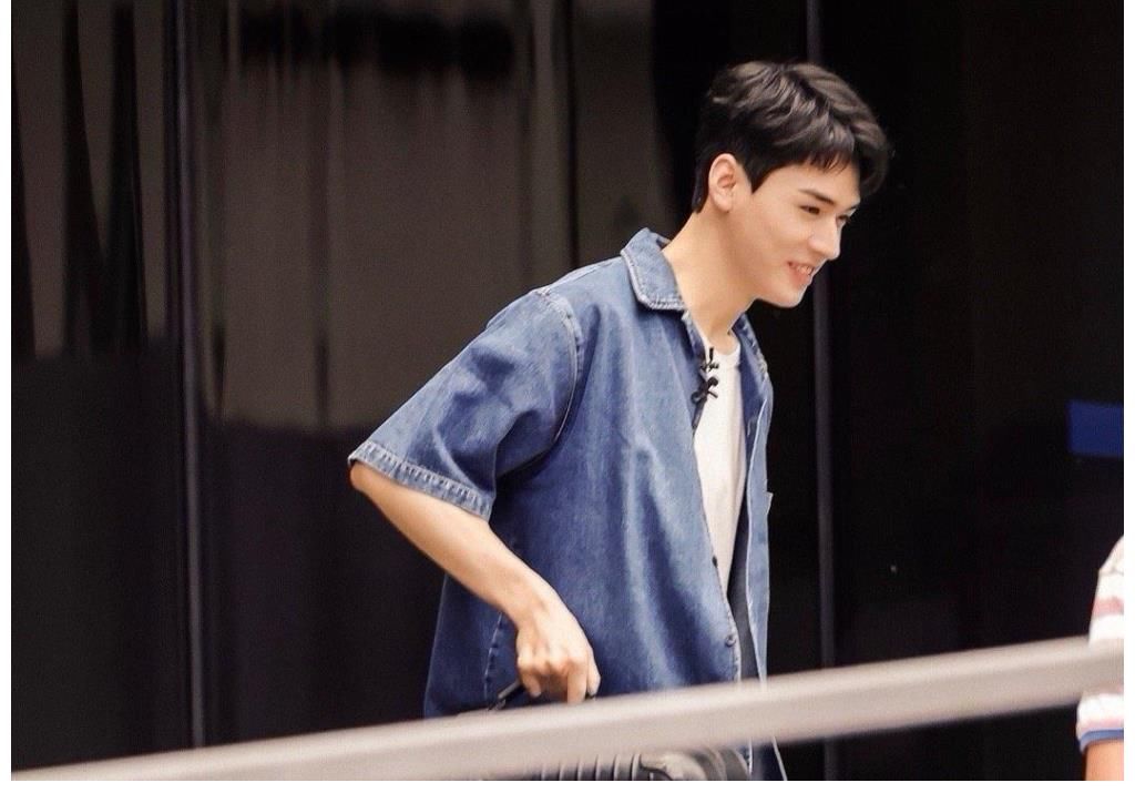 姚安娜|《中餐廳5》最近路透，周也龔俊再度同框，多位大咖加盟