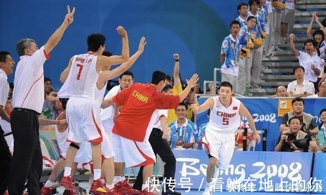 model 是否有这样一款球鞋 它并不主流,但你愿意去分享它的故事?