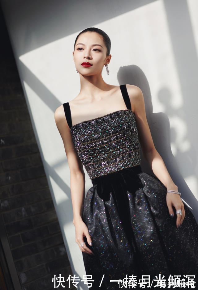 气质|有这4个“特征”的女人,不仅显老还没气质,藏不住的“大妈感”