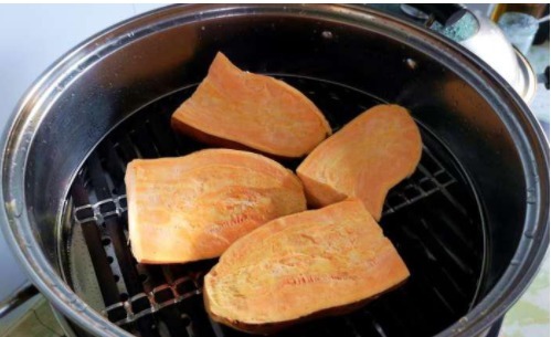 红薯简单这样做,实在太好吃,不用煮,不油炸,比大鱼大肉都解馋