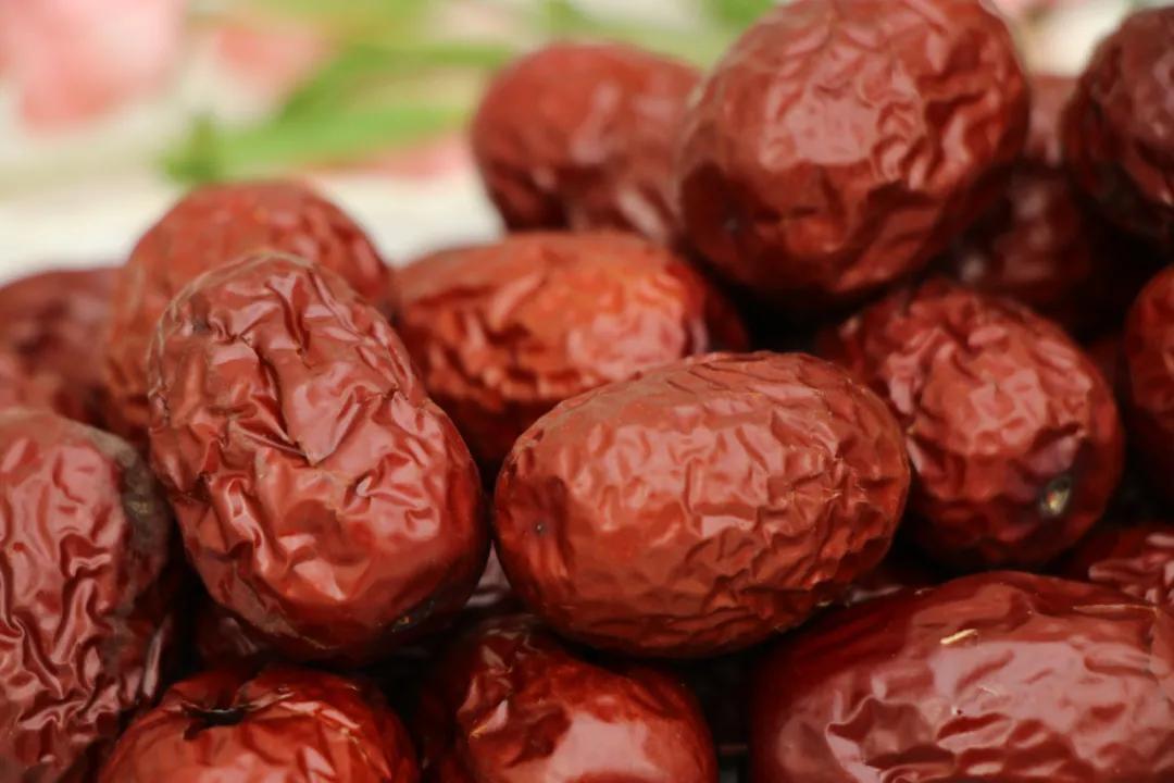 脾胃|大枣这样吃,功效翻几倍!每天吃3颗,气血足,脾胃好