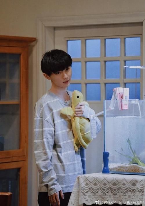 潘斌龙第一，王自健晋级，《我就是演员》九强有争议