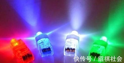 宝妈|新生儿视力孱弱很怕光,四种常见光源威力很大,妈妈却毫不知情