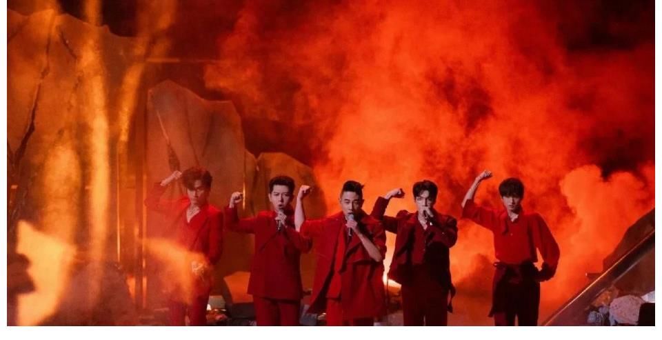 胡海泉 李響 尹正遺憾出局《披荊斬棘的哥哥》17人成團 網友稱看不懂