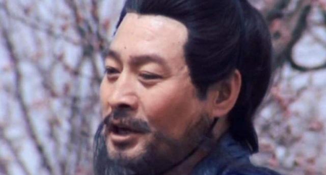 痛哭|刘备若未错过此人,也无需颠沛流离,死后曹操痛哭落泪