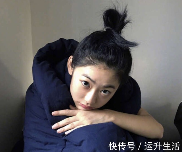 体重|女生体重“过了百”，睡前坚持这3件事，体重或能掉回2位数！