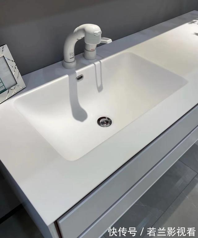 餐桌|这5件家具用品,买的时候“真香”,使用起来可真“鸡肋”