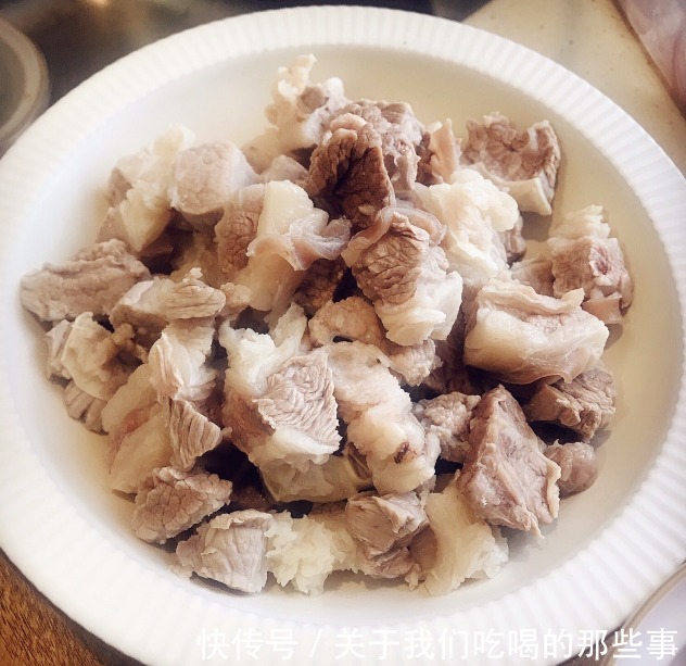 牛肉|牛肉为什么炖不烂?学会3个技巧,20分钟软烂,鲜香入味,还不腥