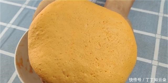 家里有红薯的试试这个做法，不烙不油炸，层次丰富软糯香甜