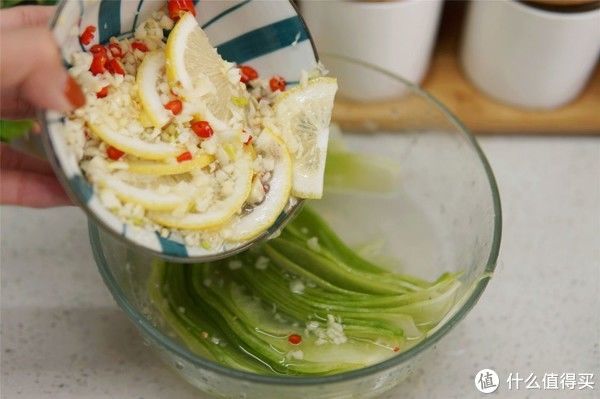 日常三餐 篇八十六:没想到用雪碧腌萝卜,嘎嘣脆,又快又好吃,秋冬小菜不发愁了