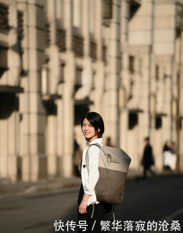 35个矿泉水瓶制作的背包——STOCKHOLM城市背包简评