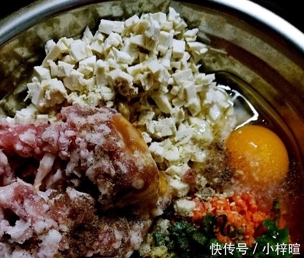 营养|自从豆腐这样做,家里老人孩子都爱吃,隔三差五做一次,营养鲜嫩