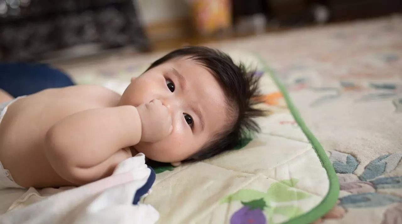 上火|能喂开水给新生儿喝吗?关于宝宝饮水的知识点,新手父母要多看看