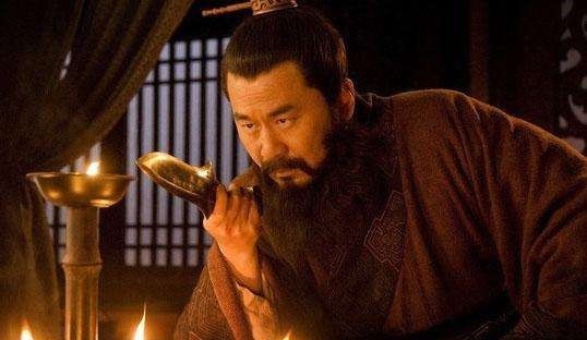 吕布|曹操为何不招降高顺？一方面高顺的战绩并不好，另一方面呢？