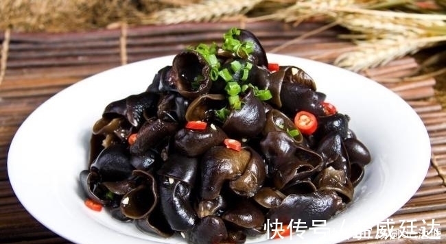 5种食物是血栓“天敌”，每天换着吃，血管一通到底！