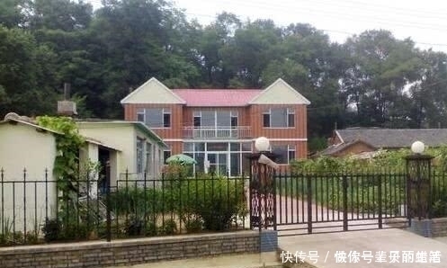 专家|农村人常说“盖房不留后窗”,这三个理由很充分,专家都反驳不了