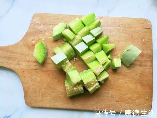 红心火龙果|不论男女,晚上吃点它,等同于运动1个小时,轻轻松松甩掉大肚腩