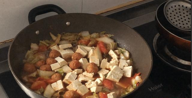 做法|白菜这种做法百吃不厌,我家隔1天就炖一锅,全家都爱吃,太香了