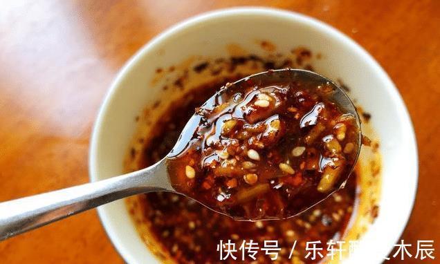 筋道|做凉拌腐竹，记住“3个窍门”，腐竹无硬芯很柔软，又不失筋道